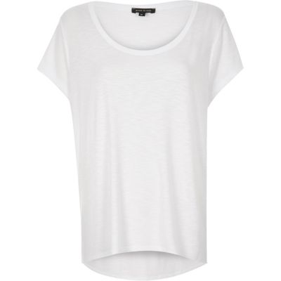RI Plus white scoop neck t-shirt